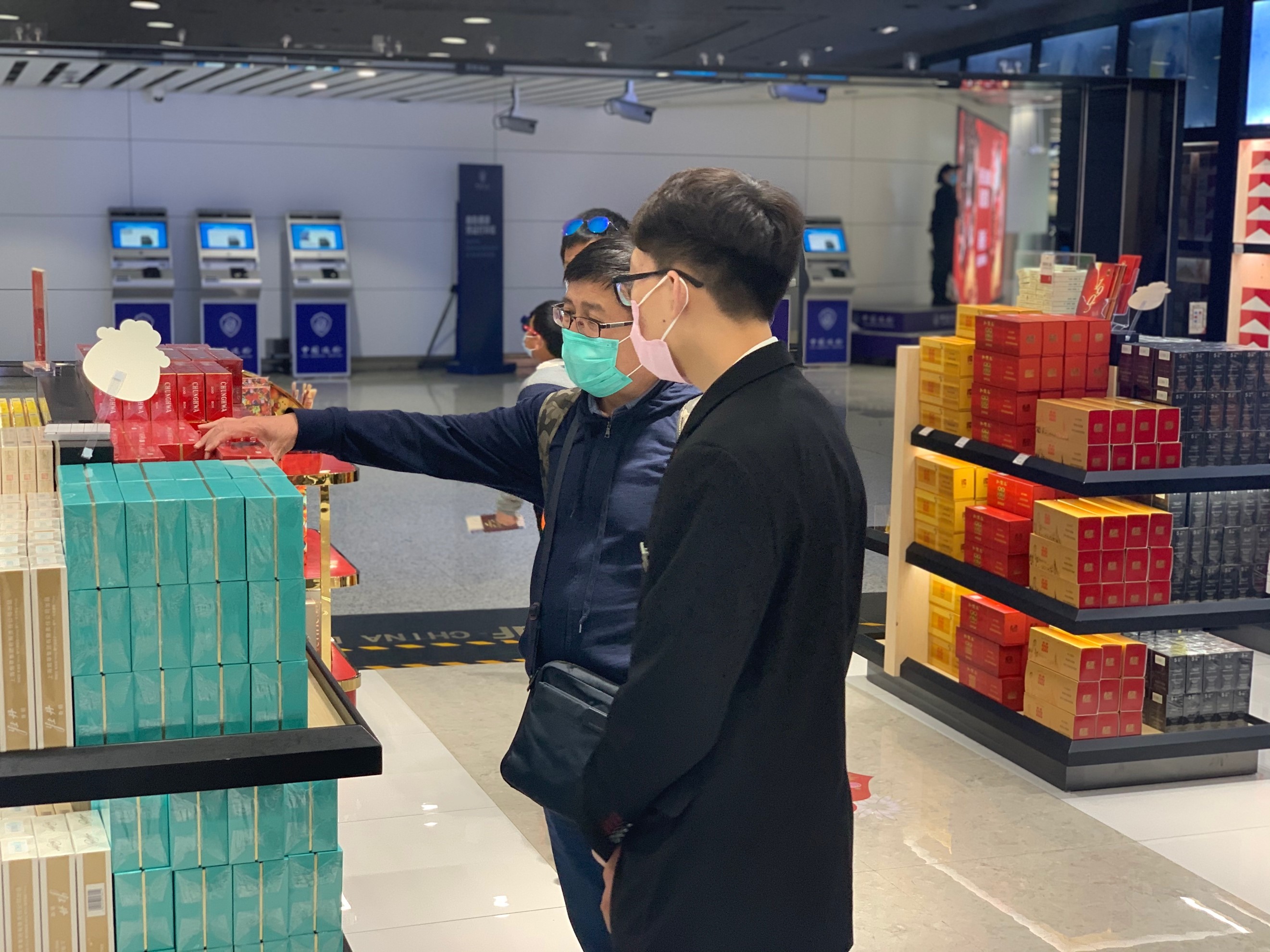 【中國免稅人在行動?黨員先鋒篇】之二： 不忘初心，凝心聚力——中免黨員抗擊疫情，發(fā)揮黨員先鋒模范作用