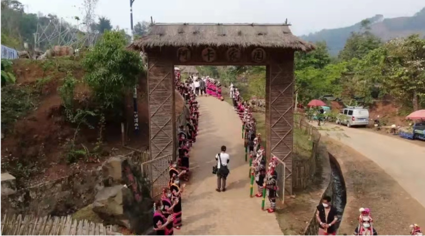 中旅揮灑旅游扶貧筆墨，畫出孟連魅力新顏